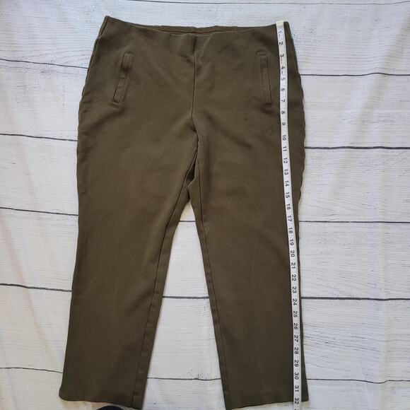 Chico's Size 2 US 12 Juliet Ankle Pants Ambered Olive Straight Leg Dress Pants - Picture 2 of 9